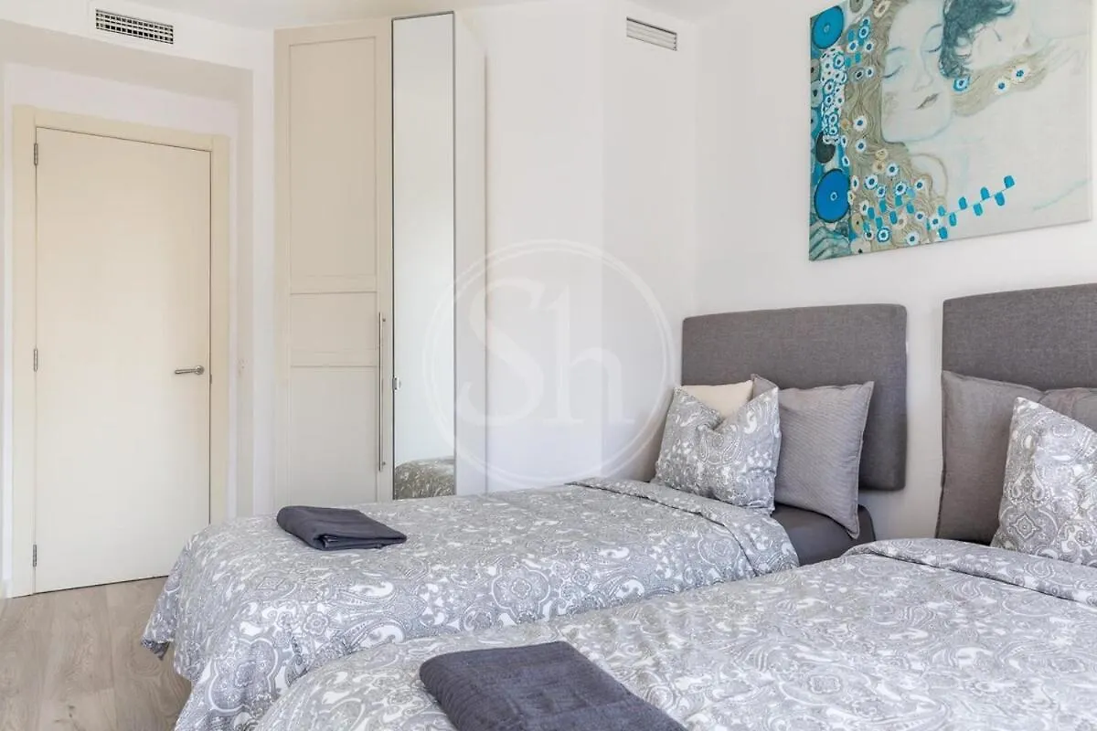 Beachfront With Terrace Barcelona Spanien